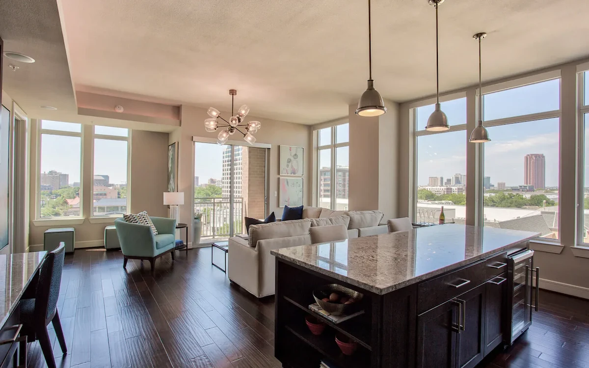 View of The Top 26 High-Rise Apartments in Dallas - Lighthouse
